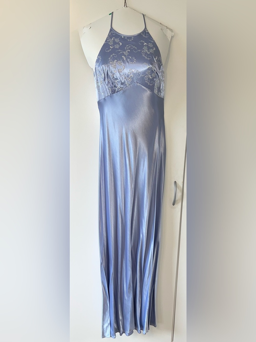 ZumZum Periwinkle Formal/Prom/Homecoming Size Medium Dress - EXCELLENT CONDITION
